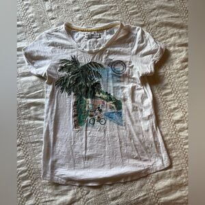 Tommy Bahama Minnie Mouse shirt
